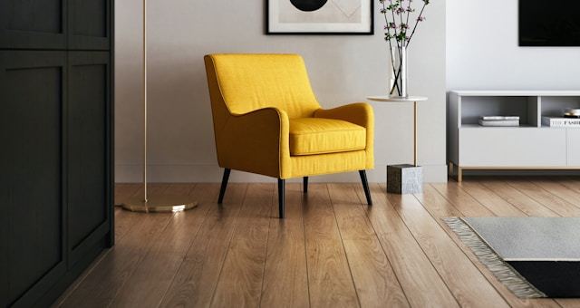 Living room with a light painted wall